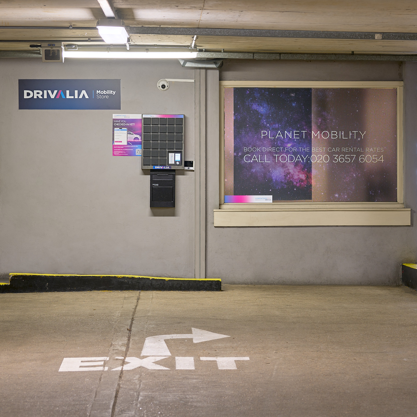 Car Hire Tower Bridge London (Contactless Rent) Drivalia